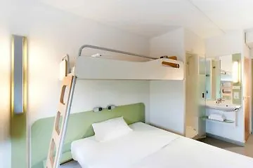 Hotel Ibis Brussels Airport 3*